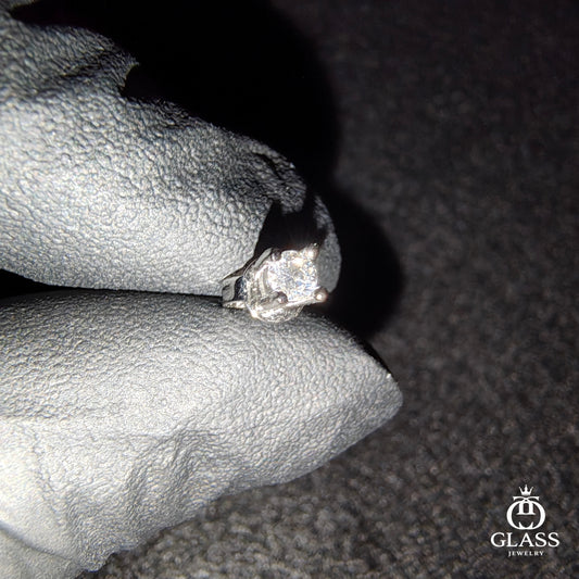 GLASS Moissanite Stud Pierce 0.1ct / D Color / S925