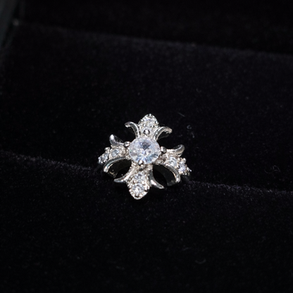 GLASS Fleur de Lis Pierce