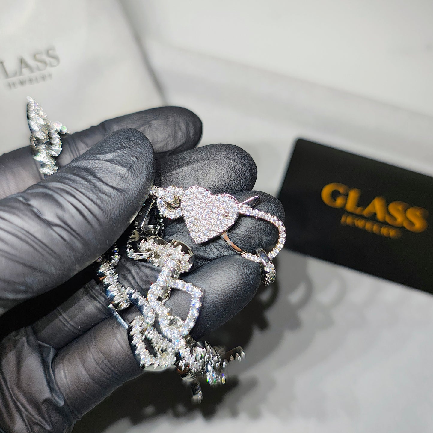 HEART LINK CHAIN – Silver